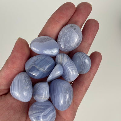 Blue Lace Agate - Calming/Soothing - Gembii Amsterdam